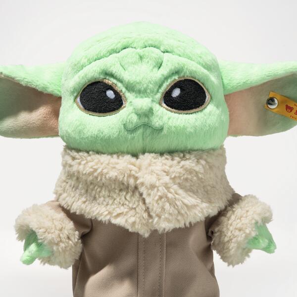 Steiff Grogu Star Wars (FREE Gift box worth £13.00) 25cm Green Plush New Limited Run - Image 6